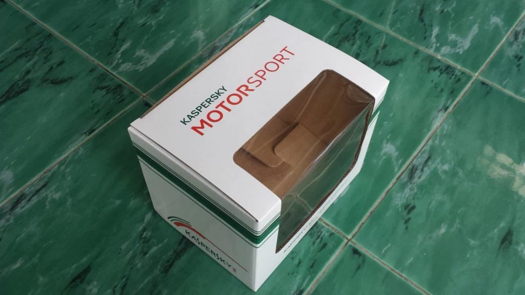 E flute corrugated printed box with clear window