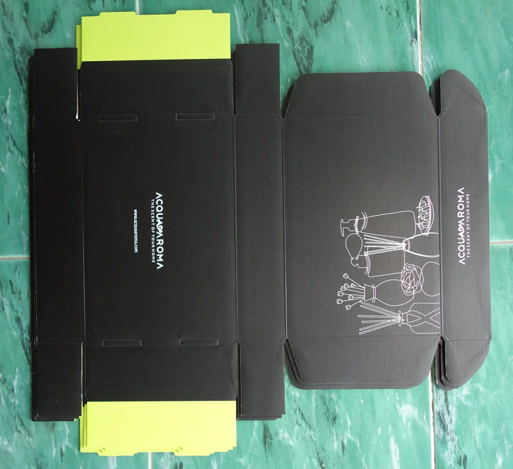 corrugated die-cut mailer box