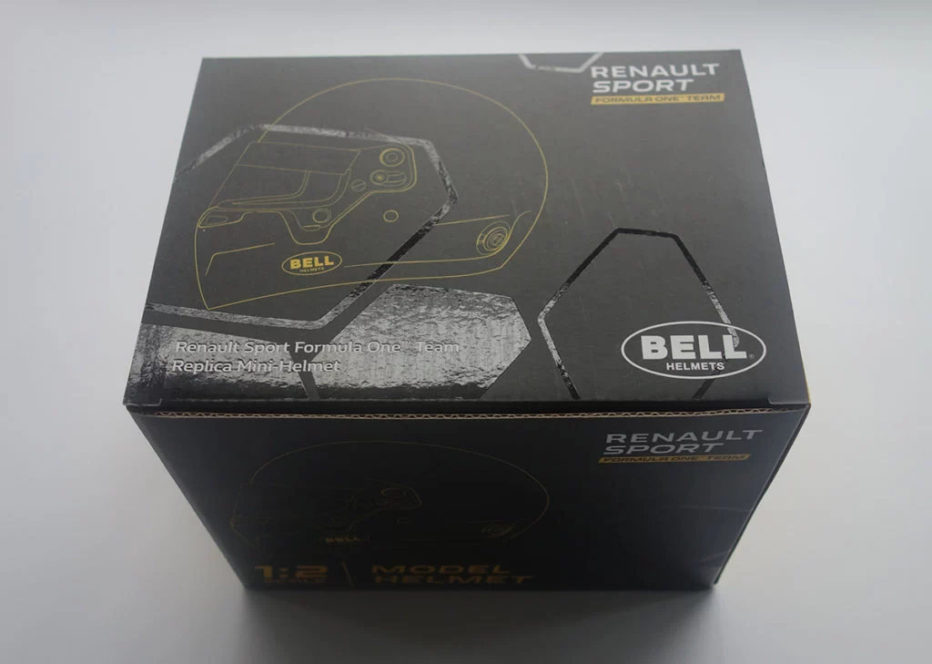 custom corrugated box with spot UV
